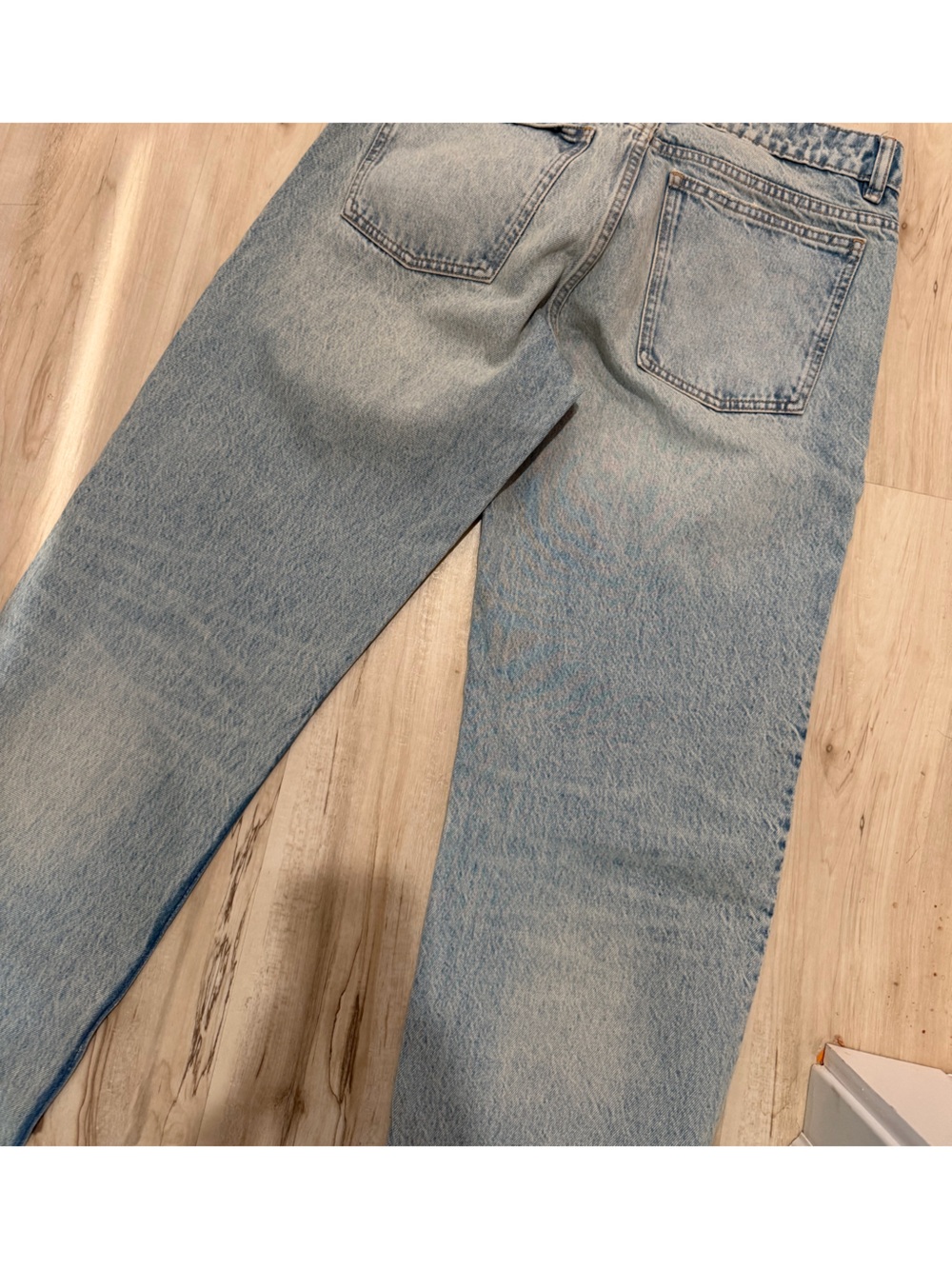Zara Light Wash Women's Straight Leg Jeans